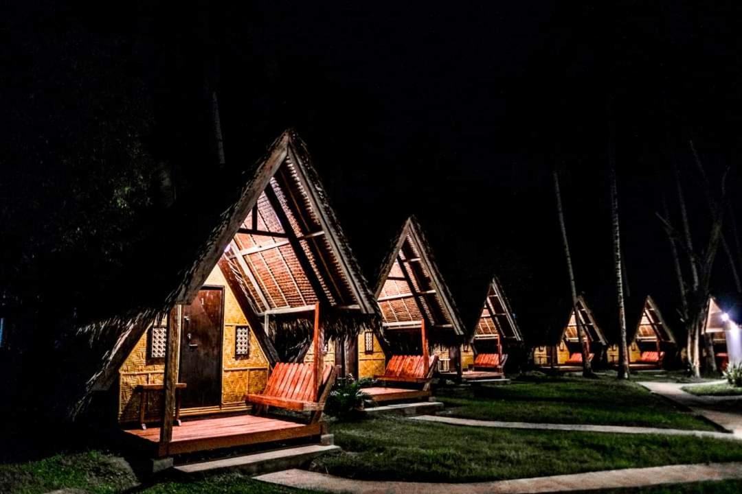 Loboc Nipa Huts Cottages Rental المظهر الخارجي الصورة